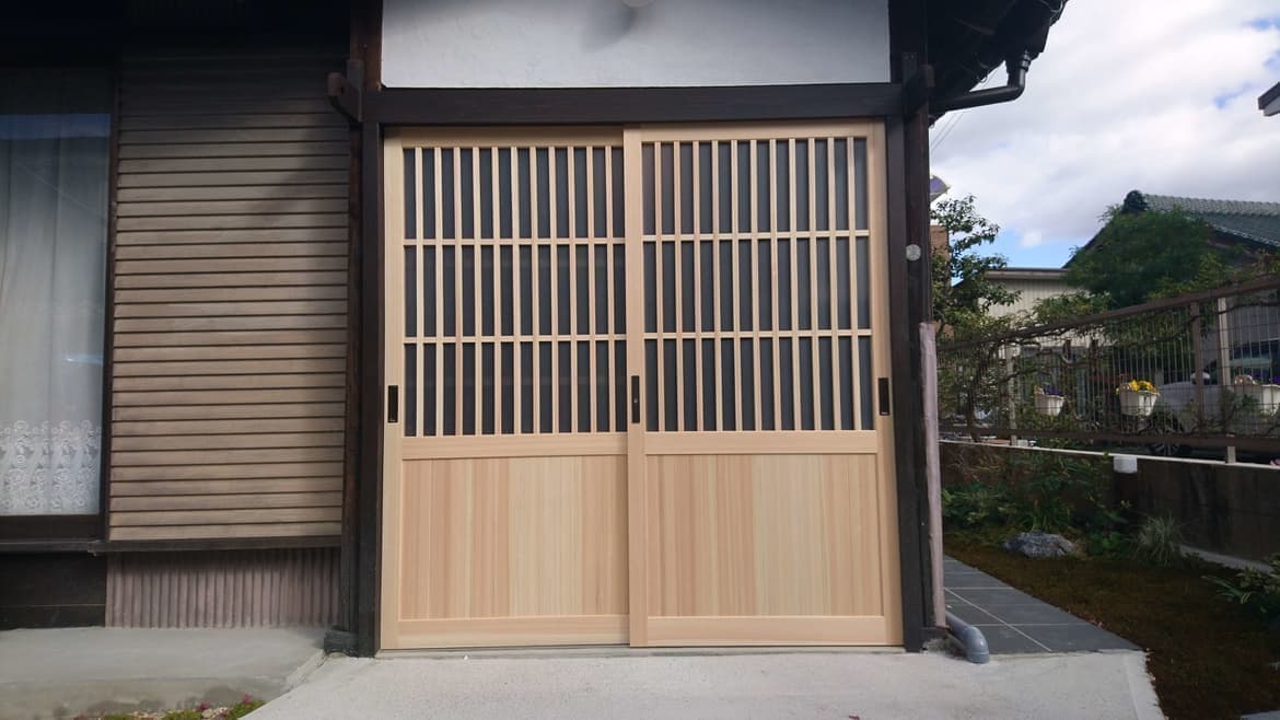 木製玄関新調 | 木製玄関の新調なら建具修理の窓口稲沢市